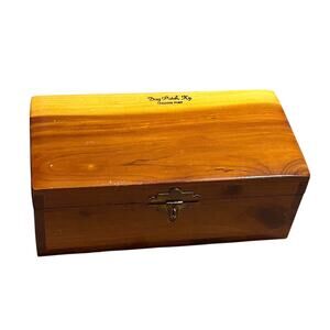 Vintage Dog Patch KY Trading Post Wood Keepsake trinket Jewelry Box London KY